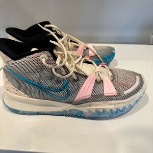 Kyrie 7 Pale Ivory. Size 10